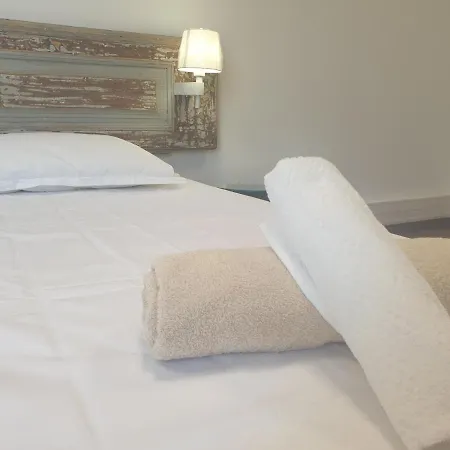 St@y Tunes בית הארחה *